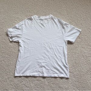 LIKE NEW Abercrombie & Fitch Women’s Easy Tee XS